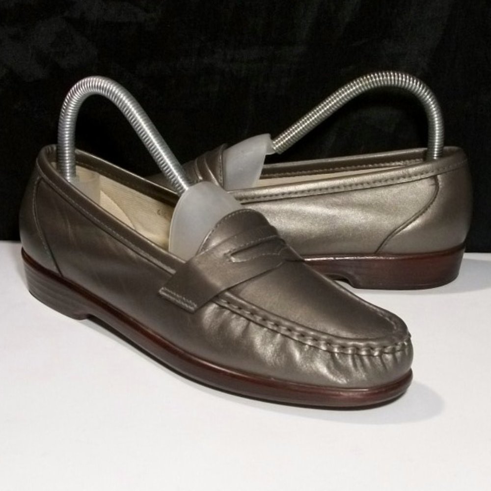 SAS PENNY METALLIC SILVER GREY LEATHER TRIPAD COMFORT LOAFERS 6.5M $155